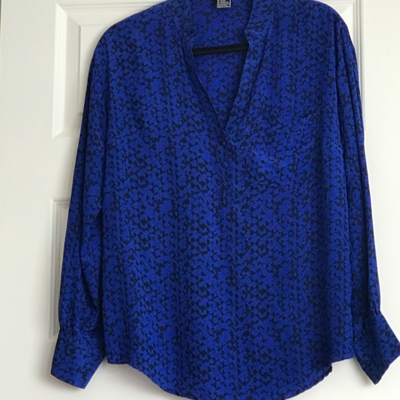 Central Park West (Aritzia) blue/black top - Picture 1 of 2